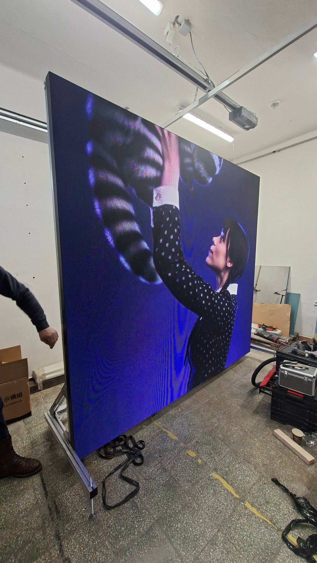 BIG LED – Pantalla LED fija profesional para exteriores con gabinete de aluminio (1m²)